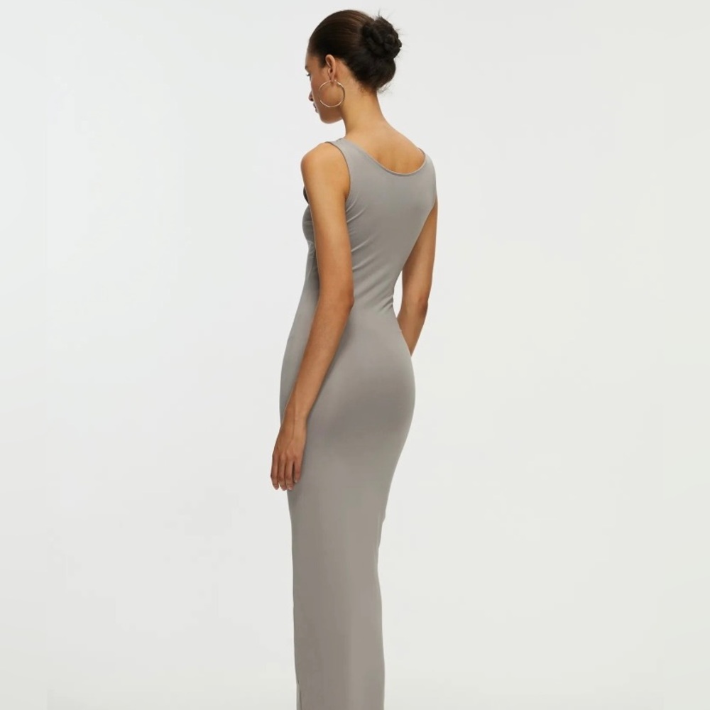 H&M ribbed body con maxi dress - Picture 5 of 6